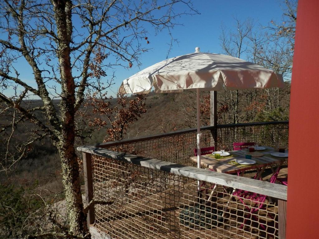 Les Hauts D'Albas Albas  Екстериор снимка
